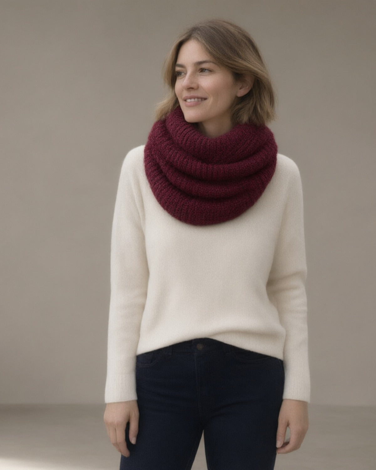 Women's Chunky Wool Snood, Pull-On Neck Warmer, Wine – front, studio