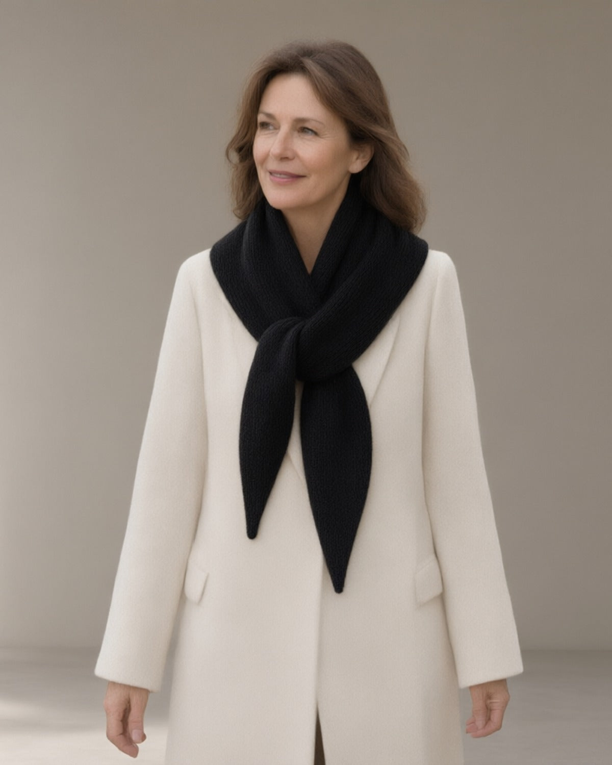 Women's Slim Knitted Wool Scarf, Triangle Tie, Black – front, studio